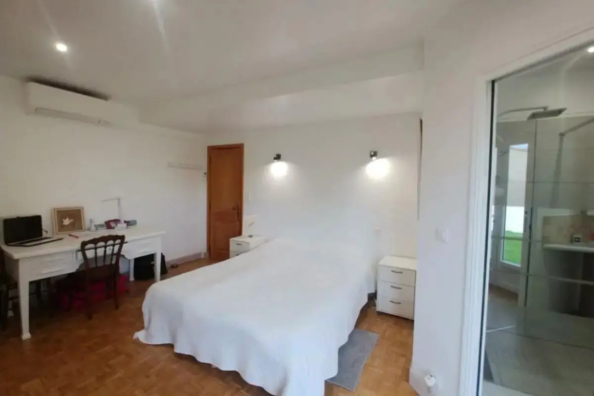 Mas Big Amac Plan de la Tour 9